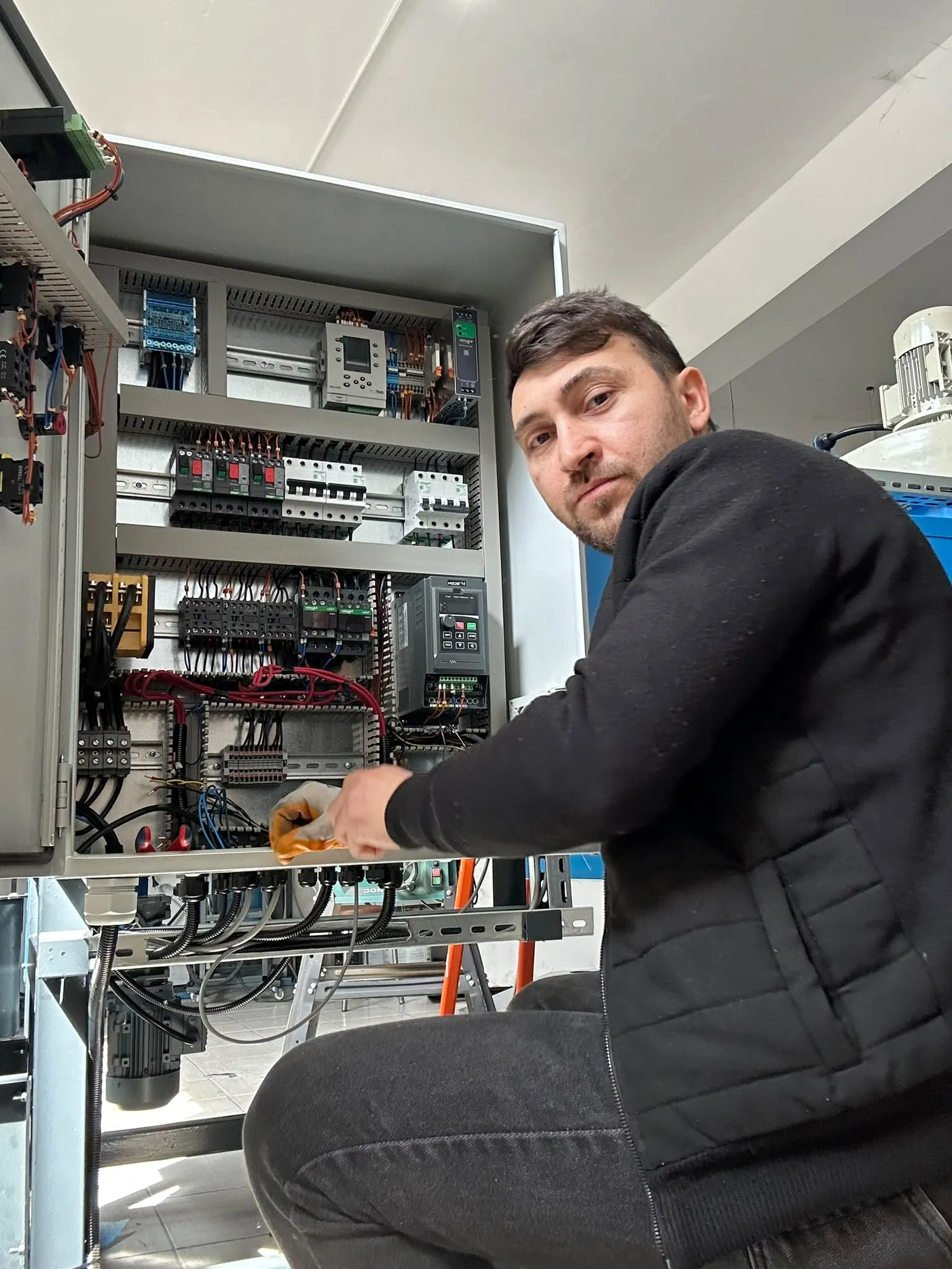 HUSER Bilişim teknisyeni
